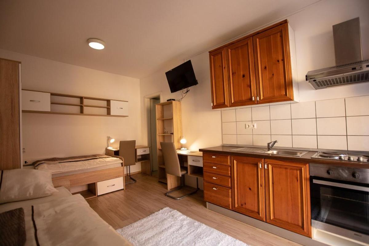 Maribor City Center Minidorm Apartment Экстерьер фото